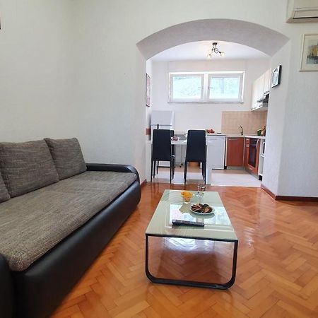 Apartments Anamarija Opatija Bagian luar foto