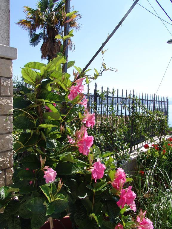 Apartments Anamarija Opatija Bagian luar foto